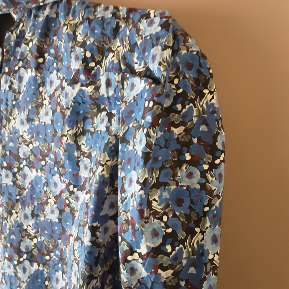 Stradivarius Blue Floral Blouse, Statement Sleeves, Tie at Collar NWOT Small - Picture 12 of 16